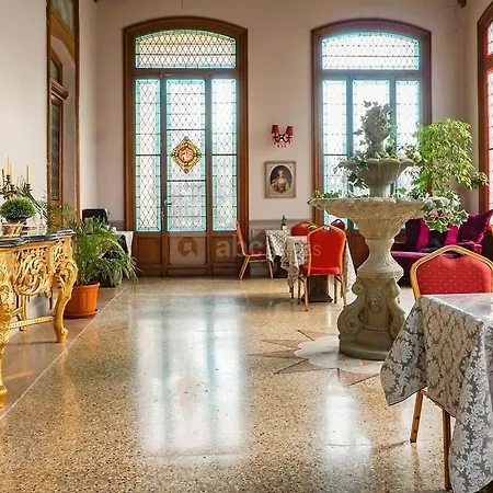 Chateau De La Prade 게스트하우스 나르본