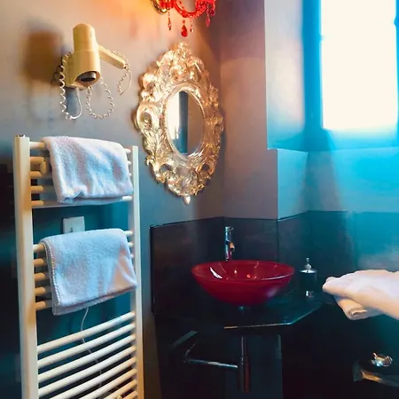 Chateau De La Prade 게스트하우스 3*