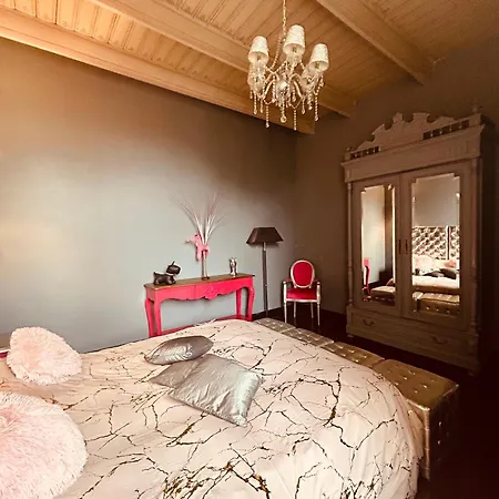 Chateau De La Prade Maison d'hôtes 3*